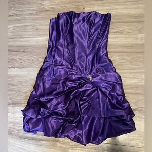 Jessica McClintock Purple Strapless Dress zise M